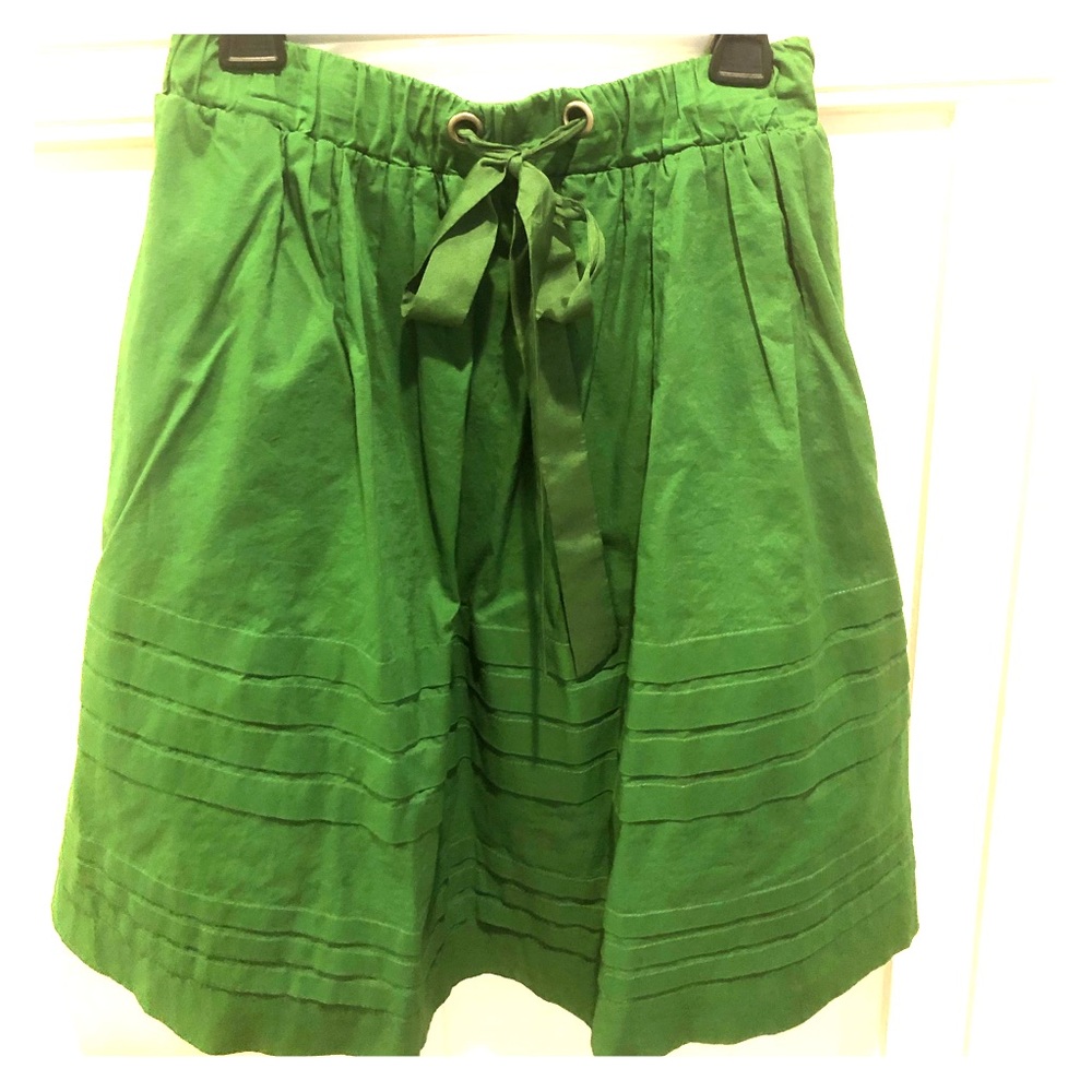 Kelly green skirt from Anthropologie